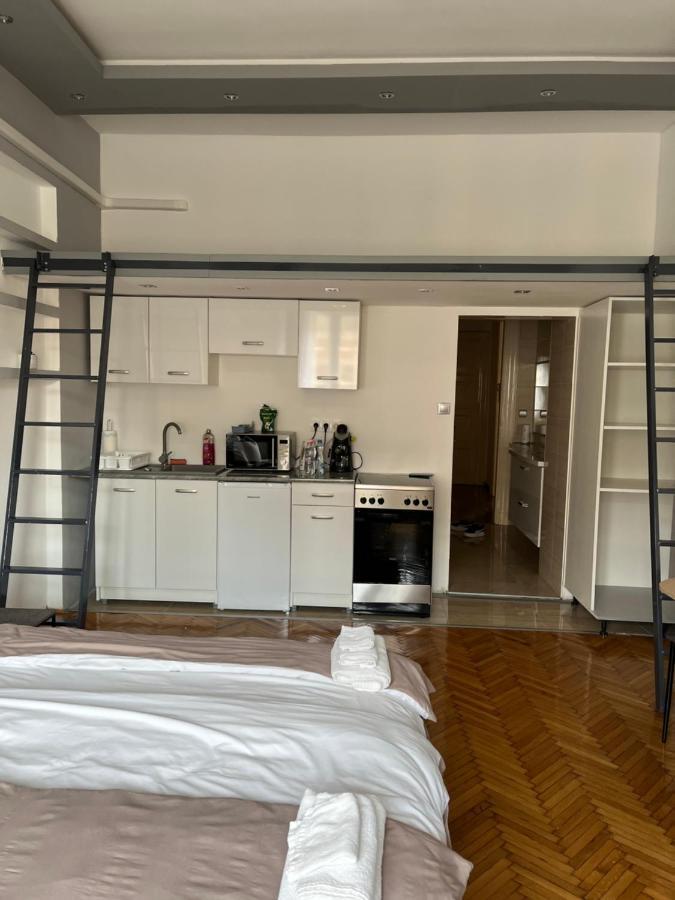 Széchenyi Apartman  Miskolc Extérieur photo