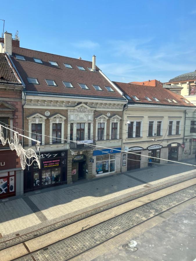 Széchenyi Apartman  Miskolc Extérieur photo